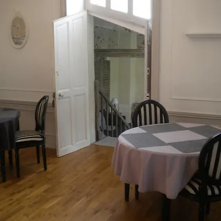B&B Castel Magnolia 앙세니스